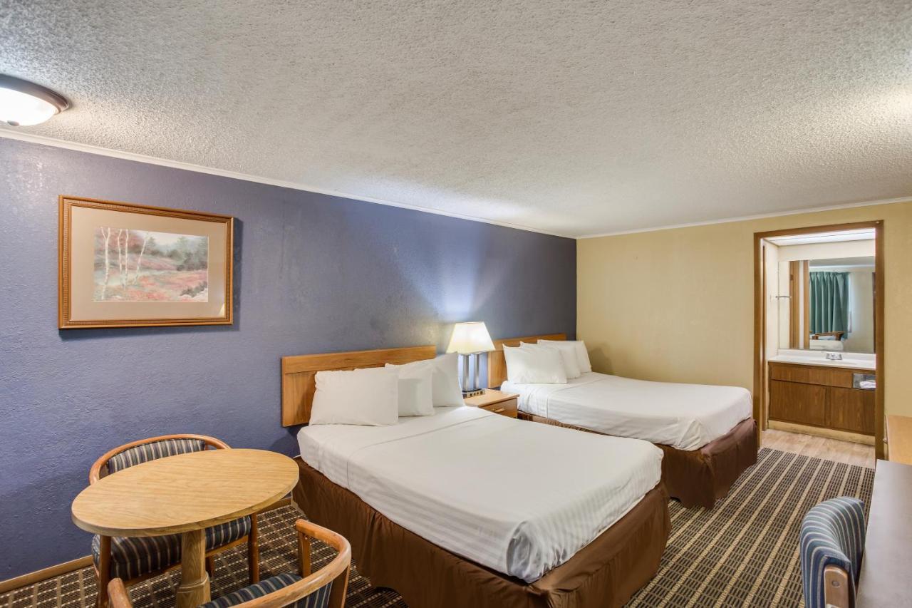 Motel Knights